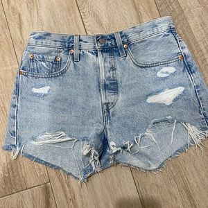 LEVI’S Jean shorts